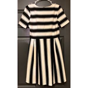 LOFT Dress 10 Petite, Black White Stripe, Short Sleeve, Zip Up, Knee Length